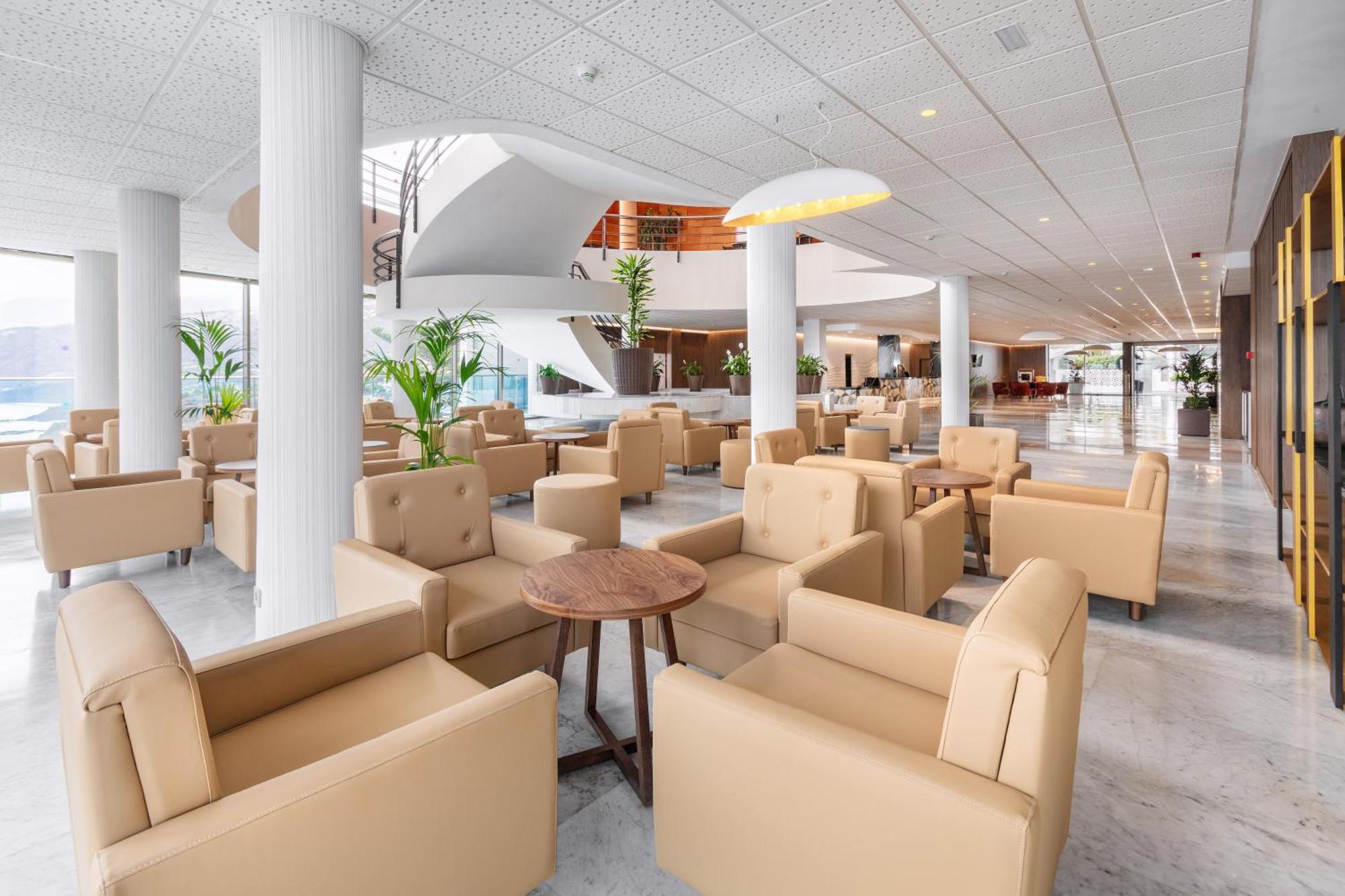 Hotel Best Semiramis Puerto de la Cruz  Ngoại thất bức ảnh The lounge at the airport
